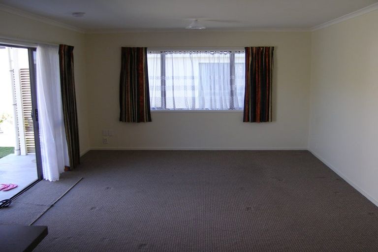 Photo of property in 7a Nikau Street, Taradale, Napier, 4112