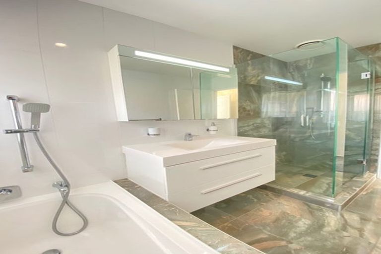 Photo of property in 1/61 Clydesdale Avenue, Somerville, Auckland, 2014