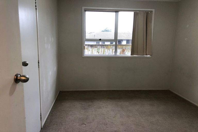 Photo of property in 423 Bucklands Beach Road, Bucklands Beach, Auckland, 2012