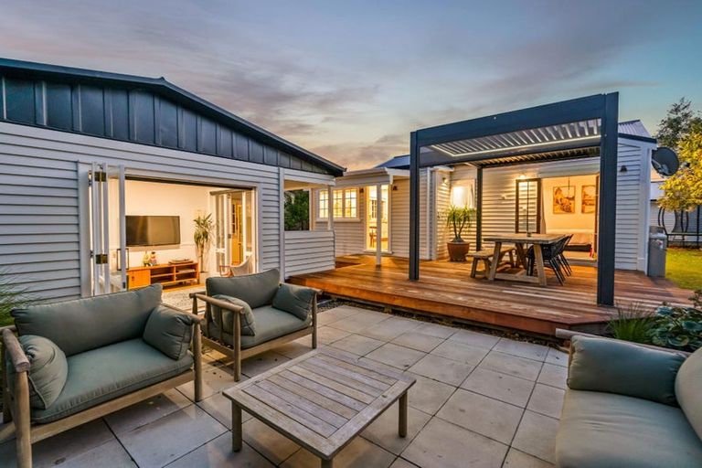 Photo of property in 5 Alice Street, Riverhead, 0820