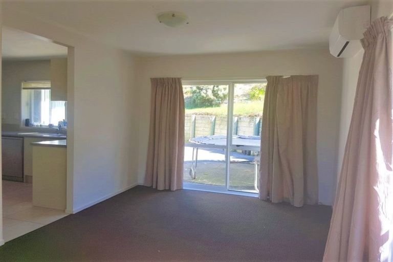 Photo of property in 48 Tongariro Drive, Aotea, Porirua, 5024