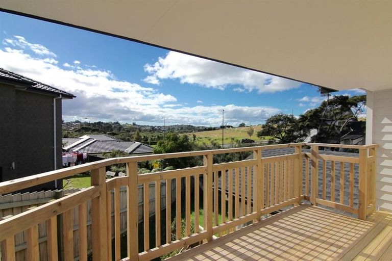 Photo of property in 12 Alloway Street, Westgate, Auckland, 0614