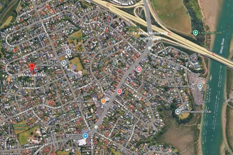 Photo of property in 18a Sylvan Crescent, Te Atatu South, Auckland, 0610