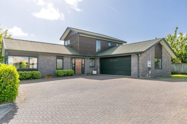 Photo of property in 24 Caversham Drive, Rototuna, Hamilton, 3210