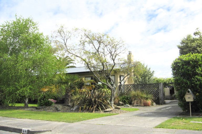 Photo of property in 44 Tennyson Crescent, Stoke, Nelson, 7011