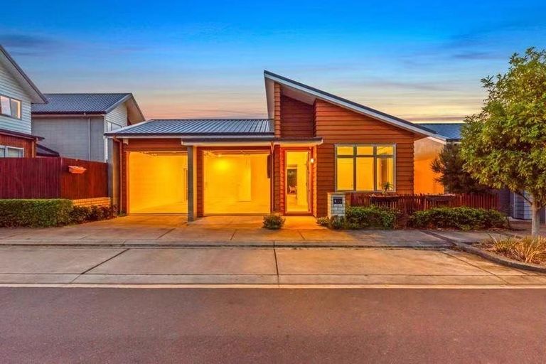 Photo of property in 4 Gipsy Moth Street, Hobsonville, Auckland, 0616