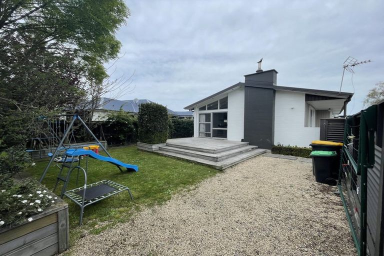 Photo of property in 1/124 Breezes Road, Avondale, Christchurch, 8061