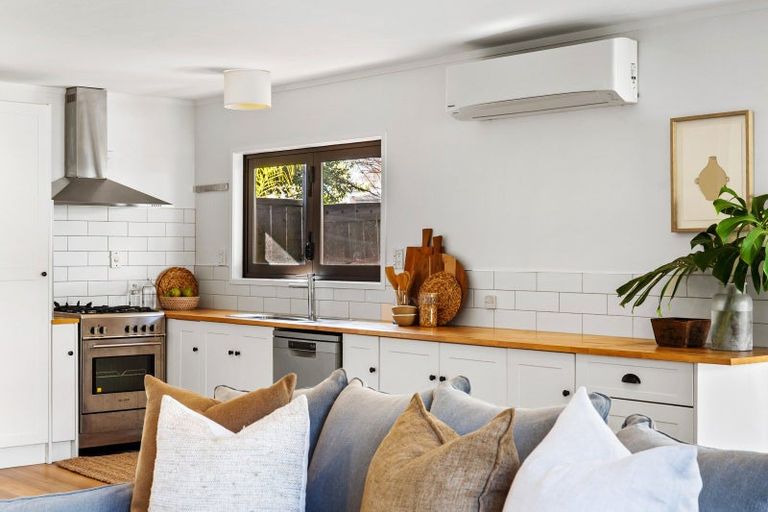 Photo of property in 4b Outram Street, Ahuriri, Napier, 4110