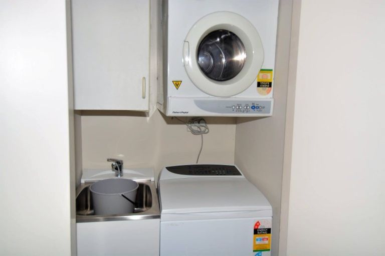 Photo of property in 11 Mason Street, Bluff, 9814