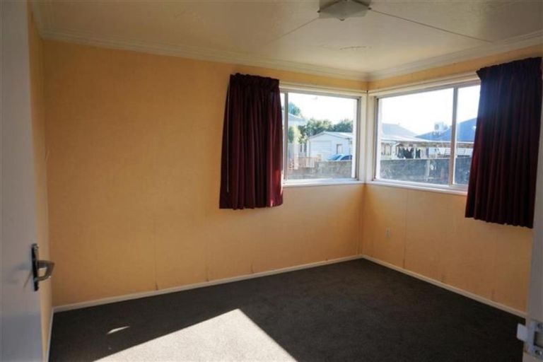 Photo of property in 37 Cunningham Street, Grasmere, Invercargill, 9810