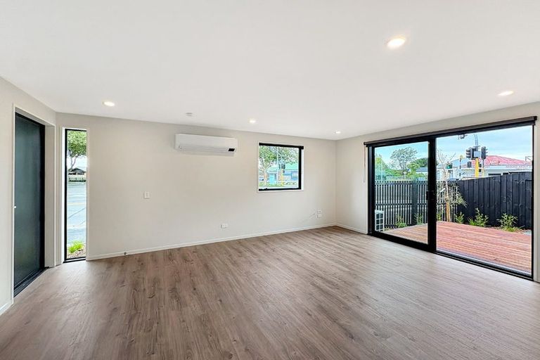 Photo of property in 2/590 Gloucester Street, Linwood, Christchurch, 8011