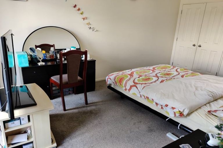 Photo of property in 14 Butia Avenue, Henderson, Auckland, 0612