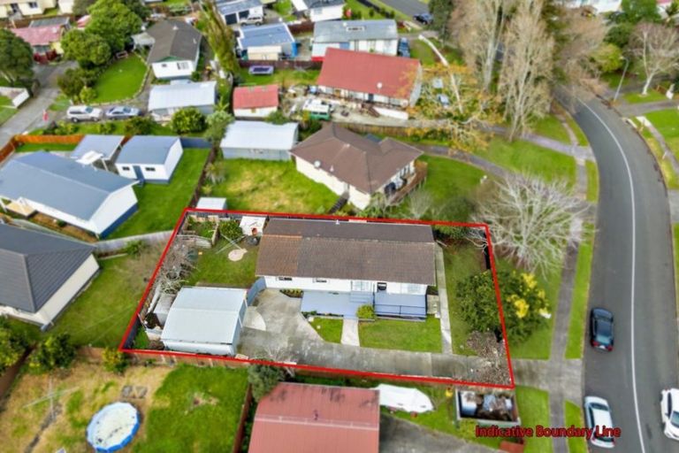 Photo of property in 55 Moncrieff Avenue, Clendon Park, Auckland, 2103