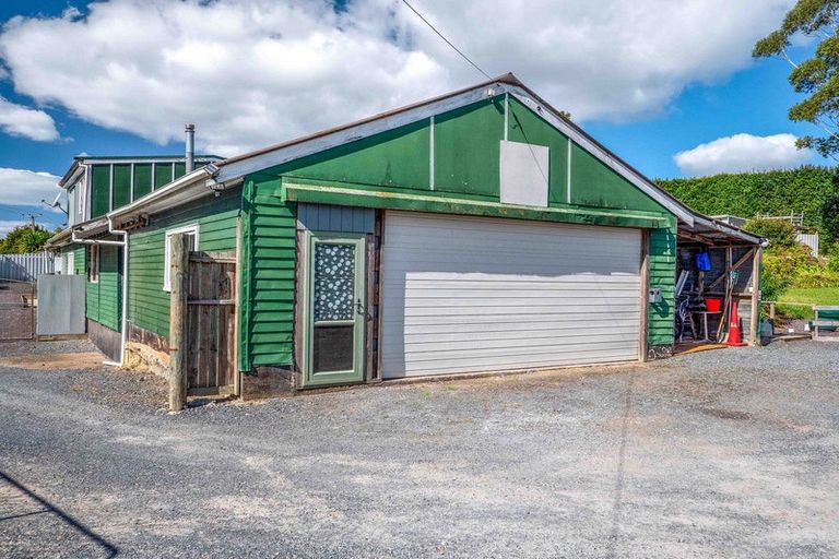 Photo of property in 61 Wiroa Road, Kerikeri, 0293