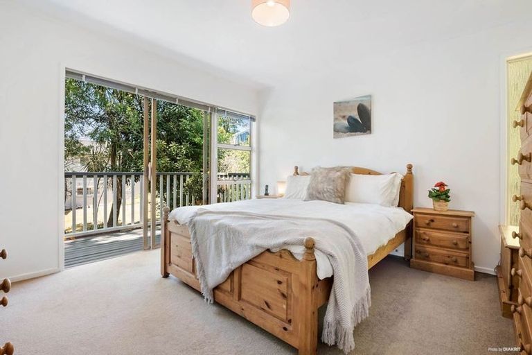 Photo of property in 37 Wyoming Avenue, Murrays Bay, Auckland, 0630