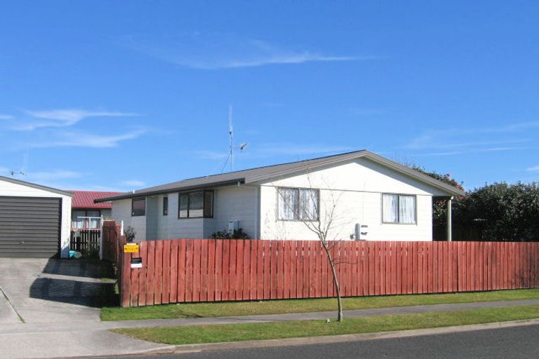 Photo of property in 7 Aileen Place, Nawton, Hamilton, 3200