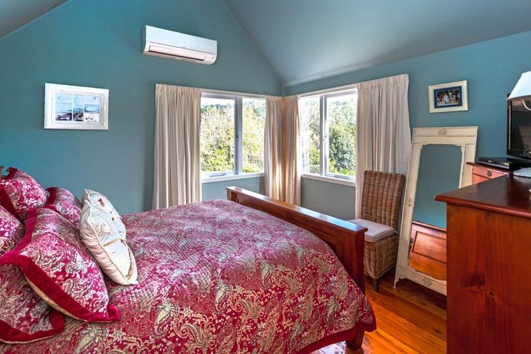 Photo of property in 47 Rewa Rewa Valley, Tairua, 3508