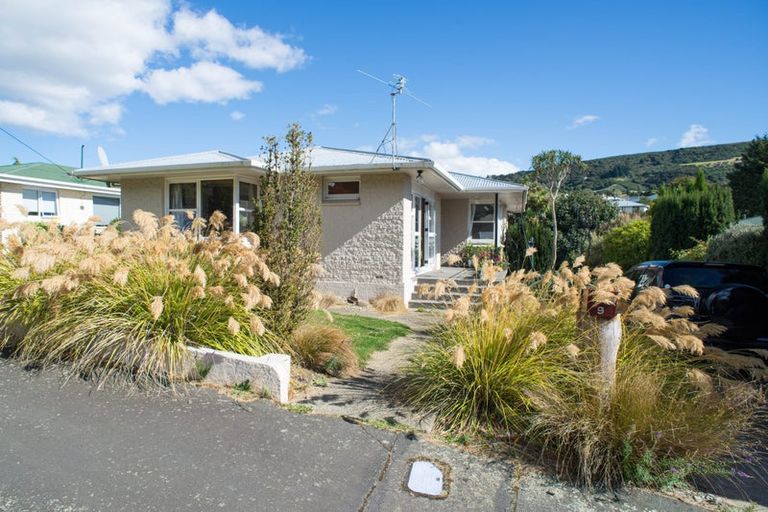 Photo of property in 9 Jason Street, Helensburgh, Dunedin, 9010