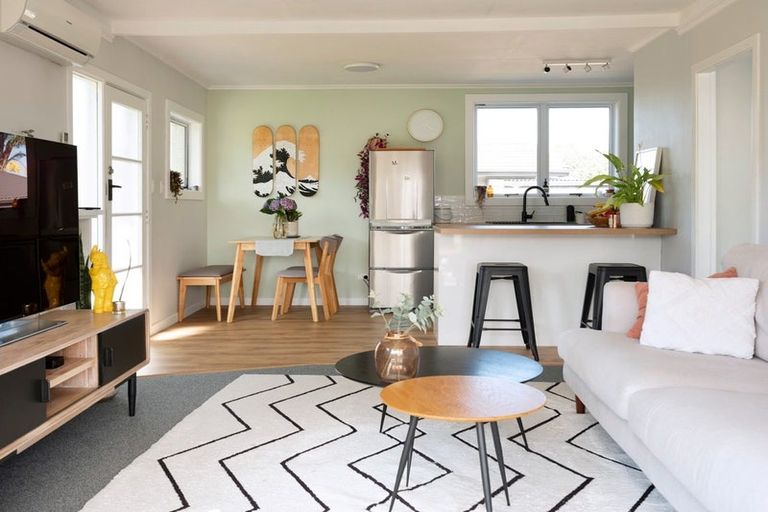 Photo of property in 1/111 King Street, Taradale, Napier, 4112