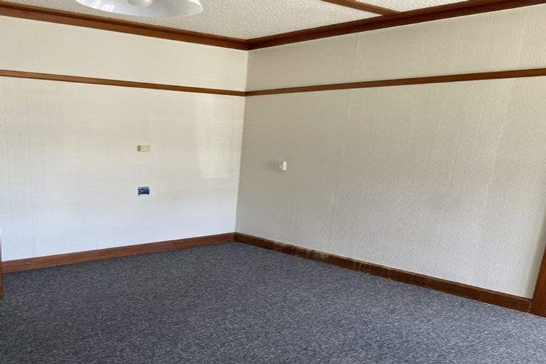 Photo of property in 41 Norton Park Avenue, Fairfield, Lower Hutt, 5011