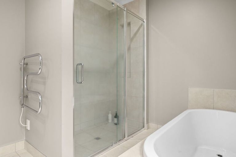 Photo of property in 6 Cleeve Close, Huntington, Hamilton, 3210