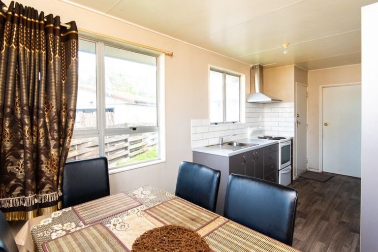 Photo of property in 1 Berwick Street, Flaxmere, Hastings, 4120