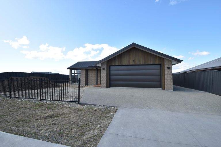 Photo of property in 39 Lakeland Avenue, Twizel, 7901