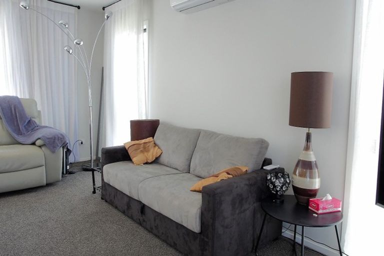 Photo of property in 18 Poplar Grove, Feilding, 4702