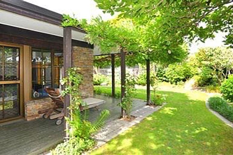 Photo of property in 125 Grahams Road, Burnside, Christchurch, 8053