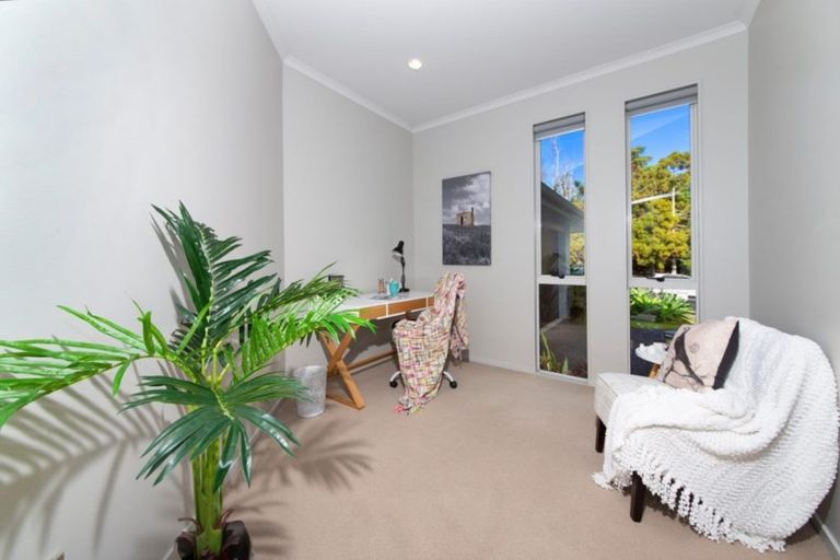 Photo of property in 190 Schnapper Rock Road, Schnapper Rock, Auckland, 0632