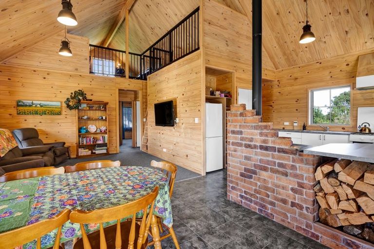 Photo of property in 28 Bridger Place, Eltham, 4322