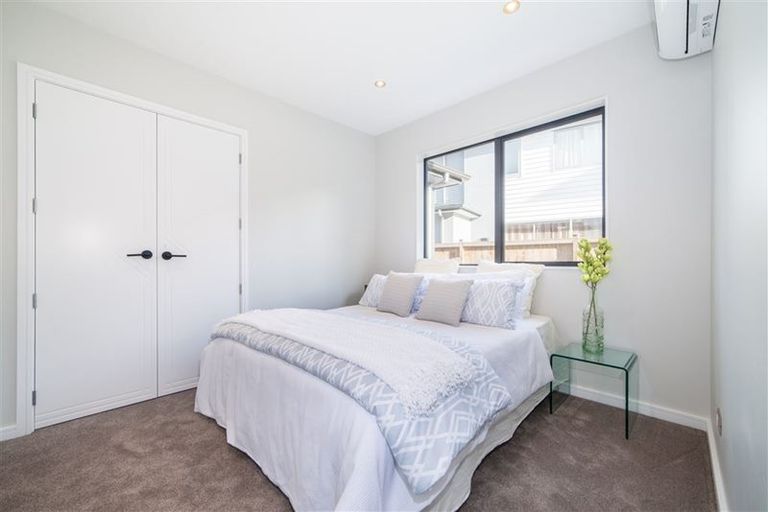 Photo of property in 36 Bounty Road, Long Bay, Auckland, 0630