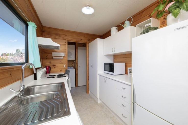 Photo of property in 13a Fitzwater Place, Henderson, Auckland, 0612