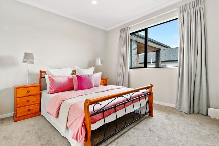 Photo of property in 15 Will Street, Huapai, Kumeu, 0810