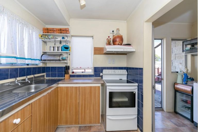 Photo of property in 36 Oakfield Crescent, Pukete, Hamilton, 3200