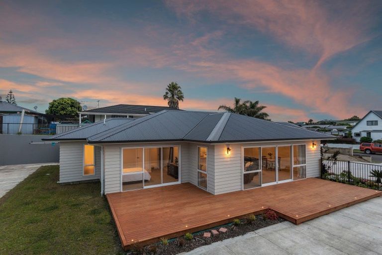 Photo of property in 26 Fishermans Drive, Coastlands, Whakatane, 3120