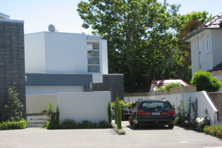 Photo of property in 3a Church Lane, Merivale, Christchurch, 8014
