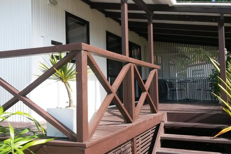 Photo of property in 18 Newberry Place, Richmond Heights, Taupo, 3330