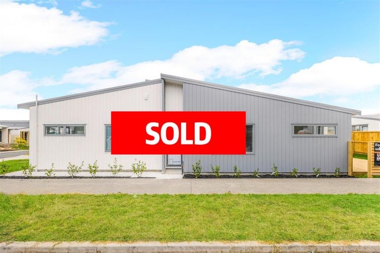 Photo of property in 22 Fredrick Hanson Road, Papakura, 2110