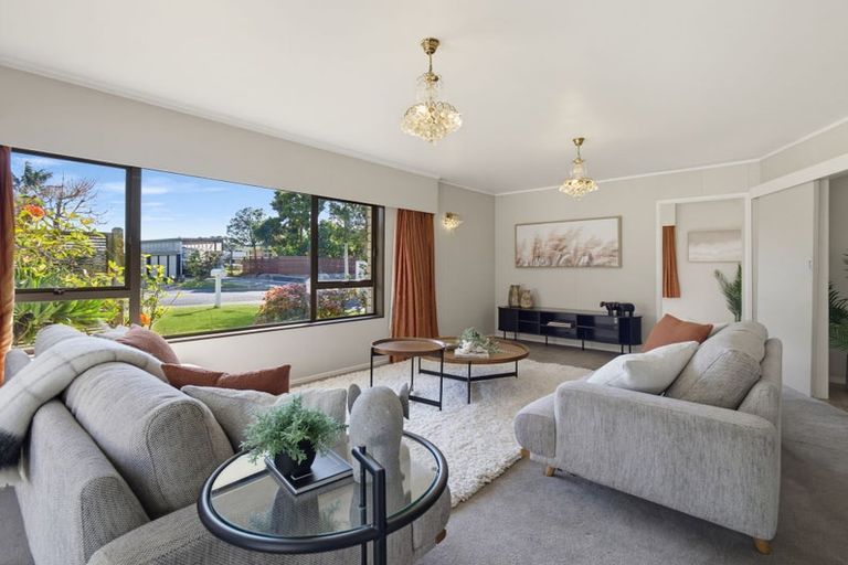 Photo of property in 14 Norfolk Rise, Waiuku, 2123