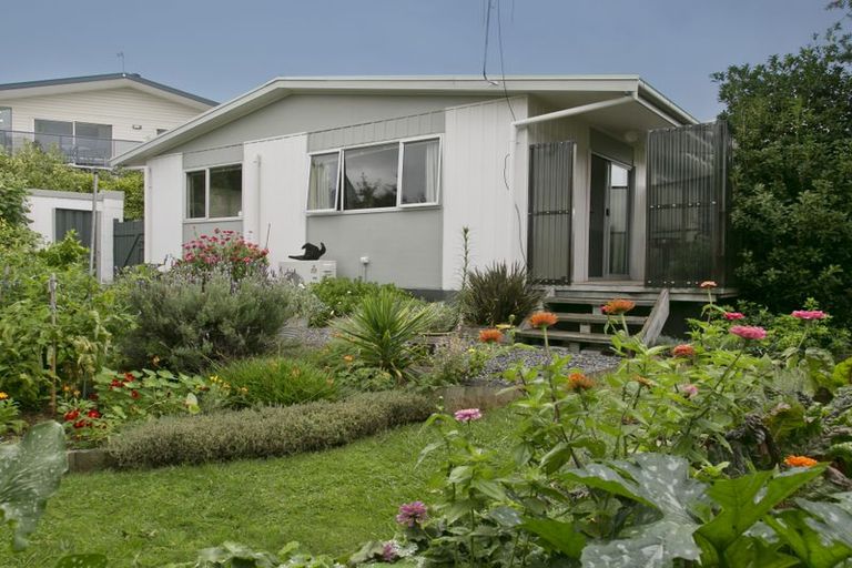 Photo of property in 2/15 Gladstone Grove, Richmond Heights, Taupo, 3330