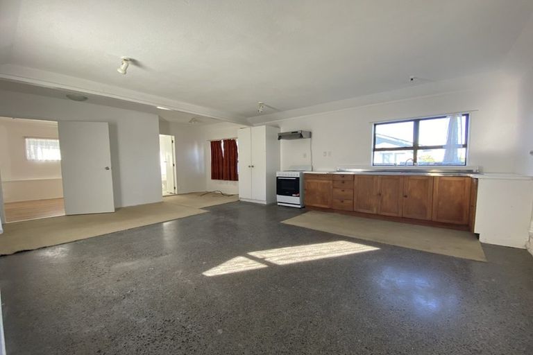 Photo of property in 69a Redoubt Road, Goodwood Heights, Auckland, 2105