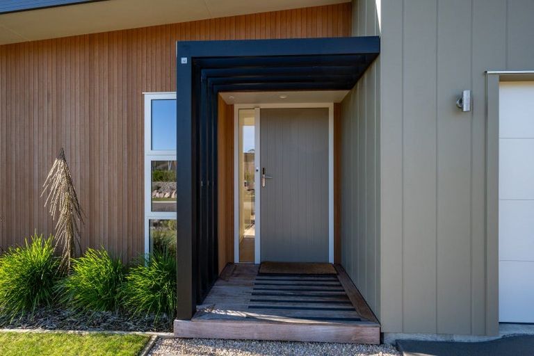 Photo of property in 11 Poukirikiri Place, Richmond, 7020