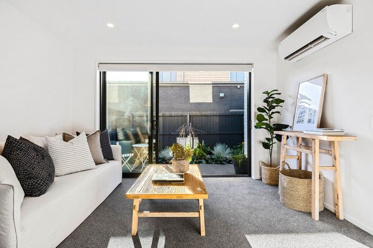 Photo of property in 4/327 Cambridge Terrace, Christchurch Central, Christchurch, 8013