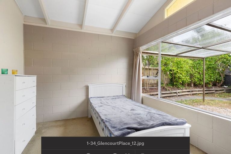 Photo of property in 1/34 Glencourt Place, Glenfield, Auckland, 0629