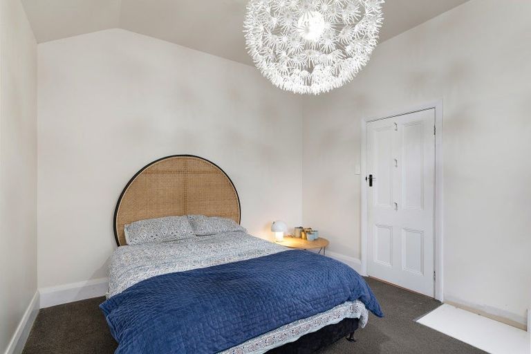 Photo of property in 38 Olliviers Road, Phillipstown, Christchurch, 8011