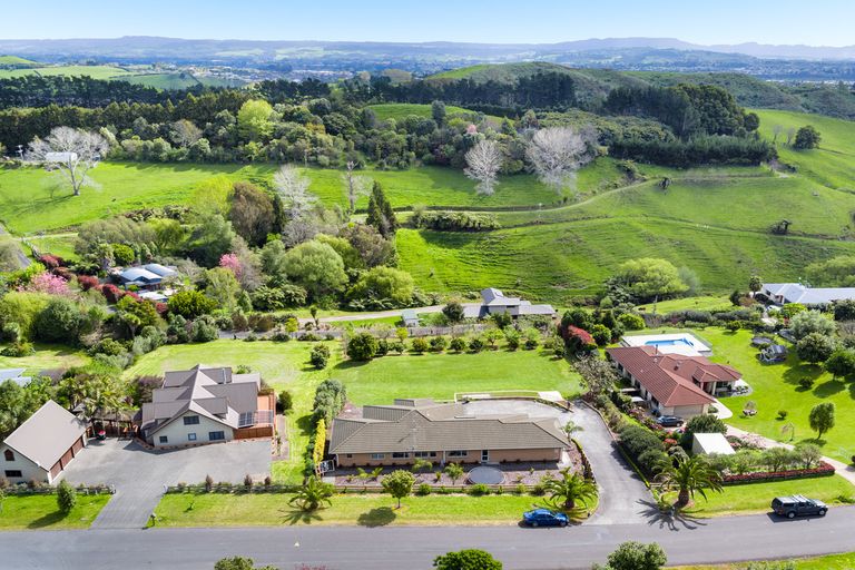 Photo of property in 19 Roger Guy Place, Welcome Bay, Tauranga, 3175