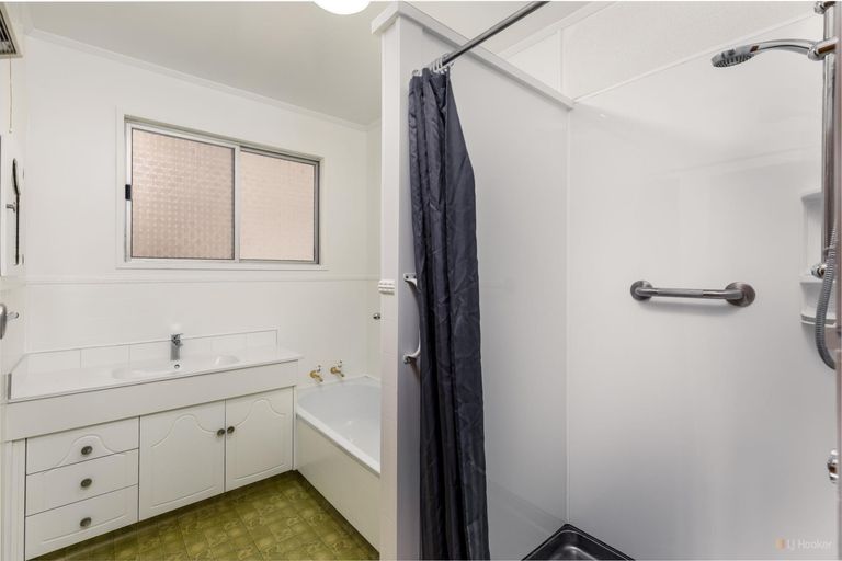 Photo of property in 11 Coronation Street, Waimate, 7924