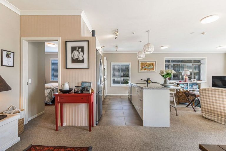 Photo of property in 118 Eaves Bush Parade, Orewa, 0931