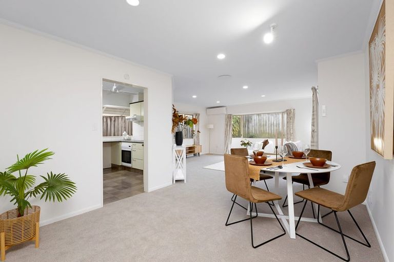 Photo of property in 17a Tirimoana Road, Te Atatu South, Auckland, 0602